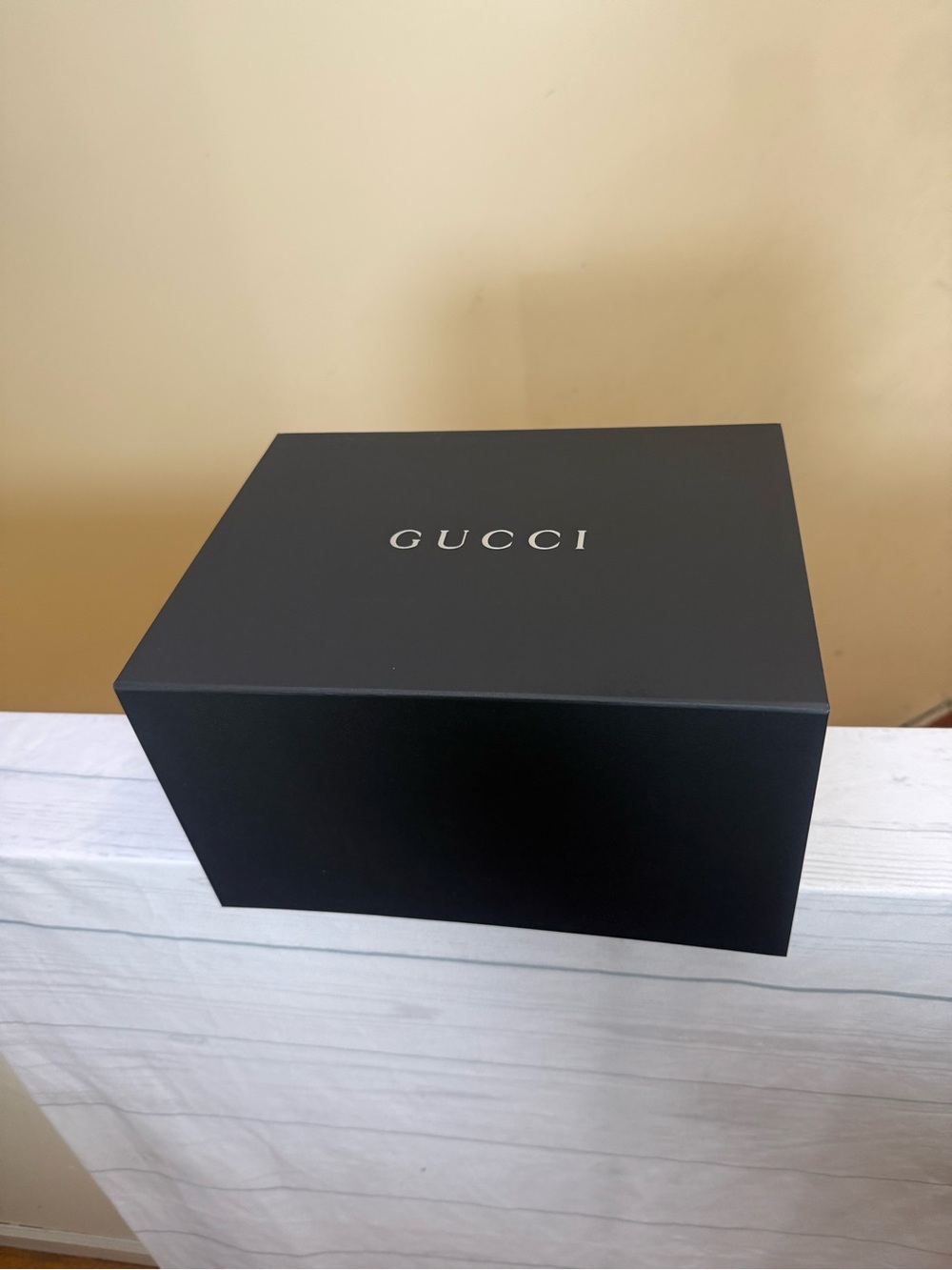 Gucci Black Men's Watch Accessory Box